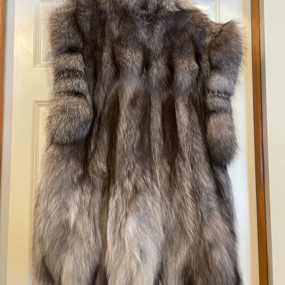 Fox Fur Jacket - Picture 5 of 8